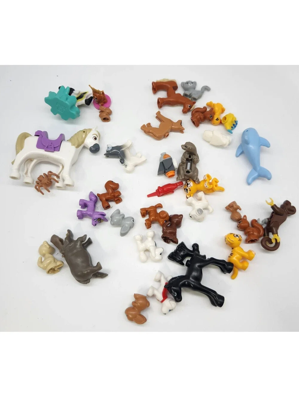 LEGO Friends Animal Figures Lot Horse Dogs Cats Dolphin Bunny Genuine LEGO 35 Pc